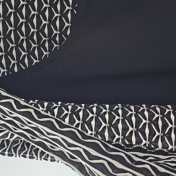 My collection is a woman's 2X black and white classic top. Connected tank. - Picture 2 of 8